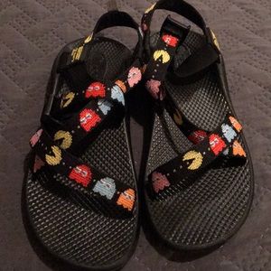 Kids size 5 fits women’s 7 Pac-Man Chacos